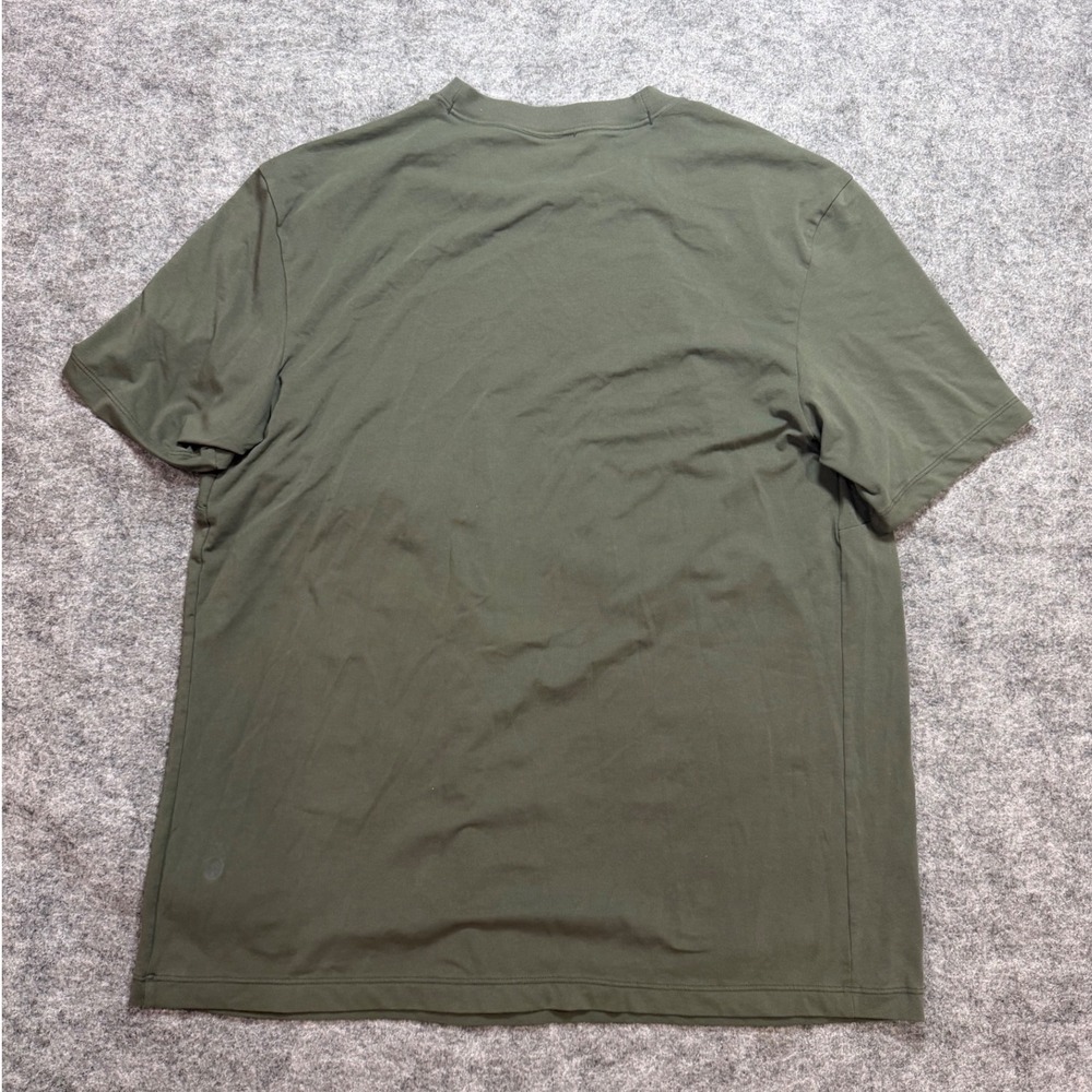 Lululemon Mens XL Zeroed Short Sleeve Training T-Shirt Olive Green